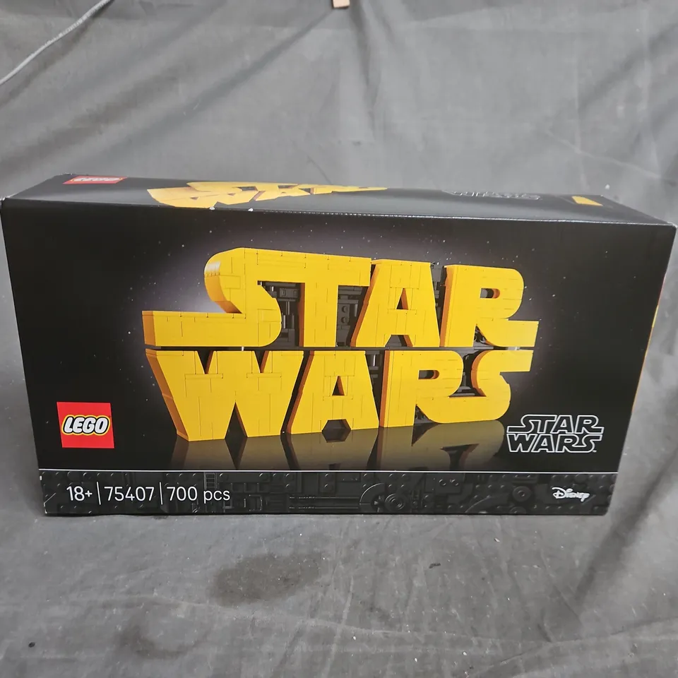 LEGO STAR WARS 75407 – 700-PIECE BOXED SET (18+)