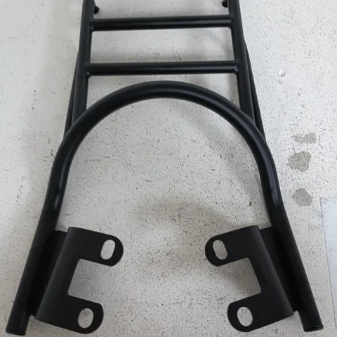 Rear bicycle pannier rack – black metal frame 