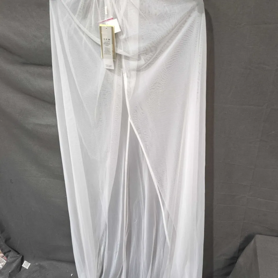 WOMEN'S WHITE SHEER OVERLAY DRESS – WITH TAGS ONE SIZE
