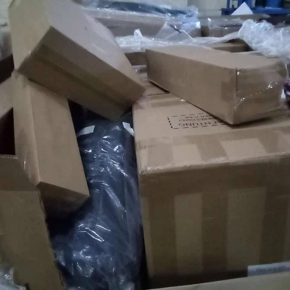 PALLET OF ASSORTED ITEMS INCLUDING PADDED BATHTUB GRAB RAIL, ROUND FRYING PAN, CAMPING FOLDOUT CHAIR, BEACH TENT