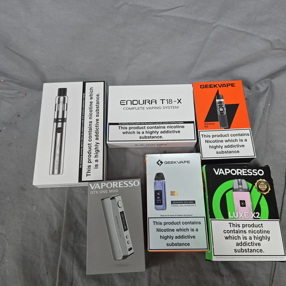 APPROXIMATELY 15 ASSORTED E-CIG PRODUCTS AND ACCESSORIES TO INCLUDE GEEKVAPE, VAPORESSO, ENDURA ETC 