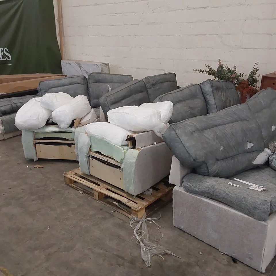 LOT TO CONTAIN 10x SOFA/ARMCHAIR CARCASSES (10 ITEMS)