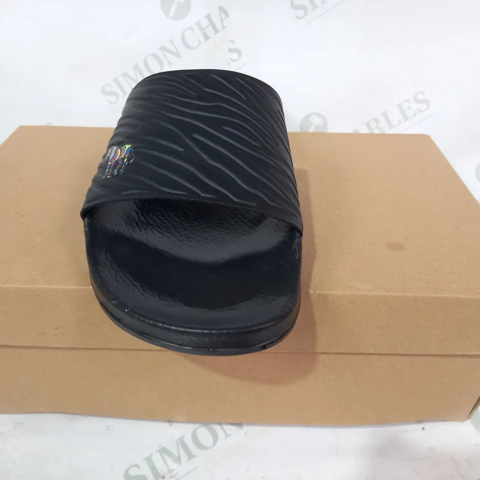 BOXED PAIR OF PAUL SMITH NYRO SLIDERS IN BLACK ZEBRA UK SIZE 8