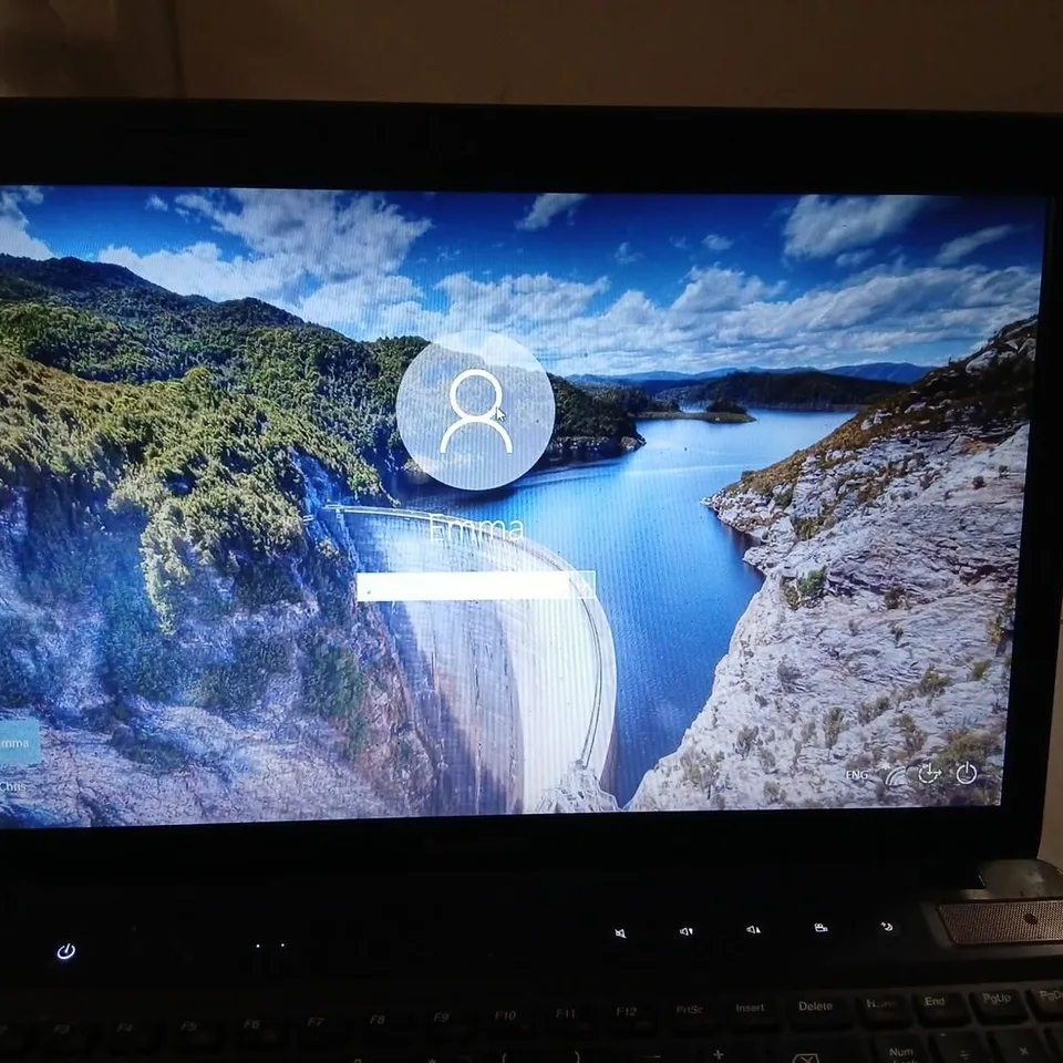 LENOVO IDEAPAD Z570 15.6IN LAPTOP WITH NVIDIA GEFORCE – WINDOWS 7