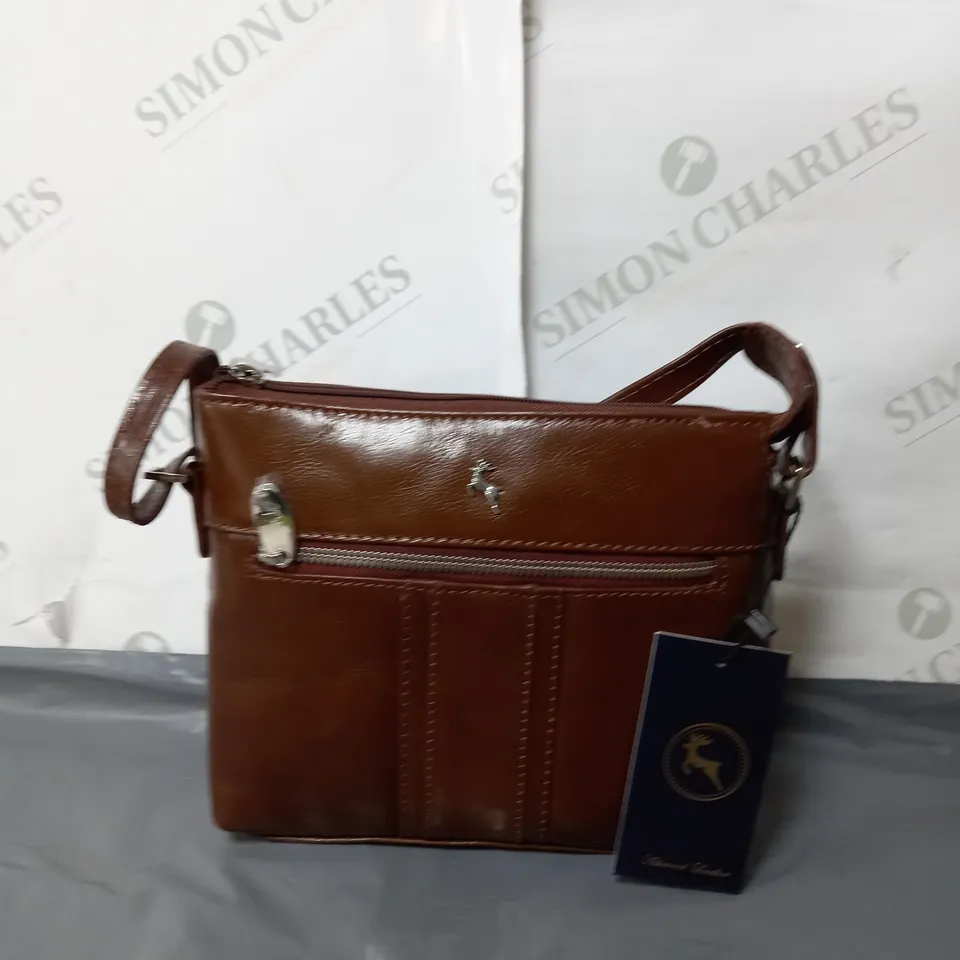 ASHWOOD ANGELA MEDIUM LEATHER CROSSBODY BAG