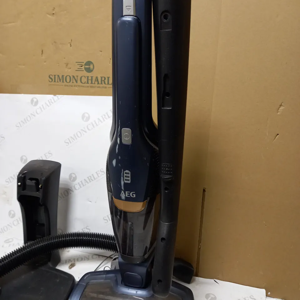 AEG CX7-2-I360 CORDLESS 2-IN-1 STICK VACUUM CLEANER