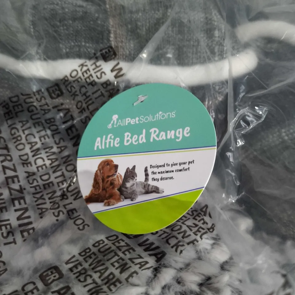 ALL PET SOLUTIONS ALFIE BED RANGE DOG BED – GREY PLUSH