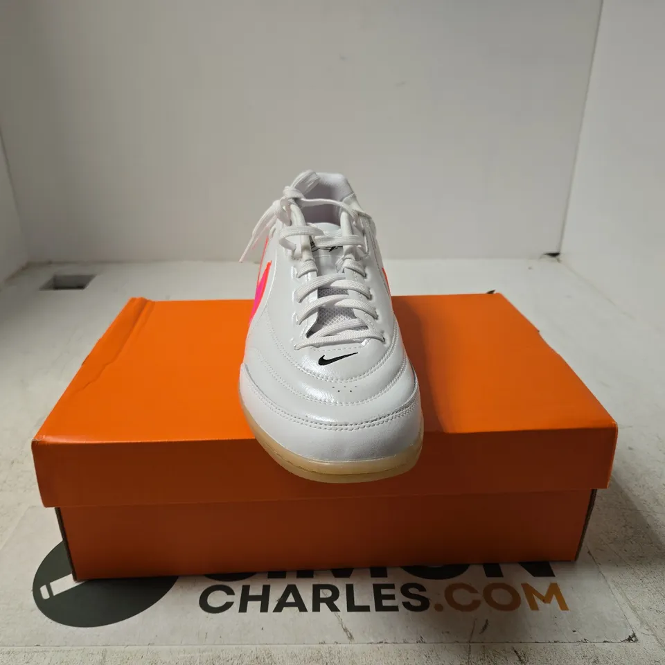NIKE TIEMPO WHITE/PINK TRAINERS UK 9.5 BOXED