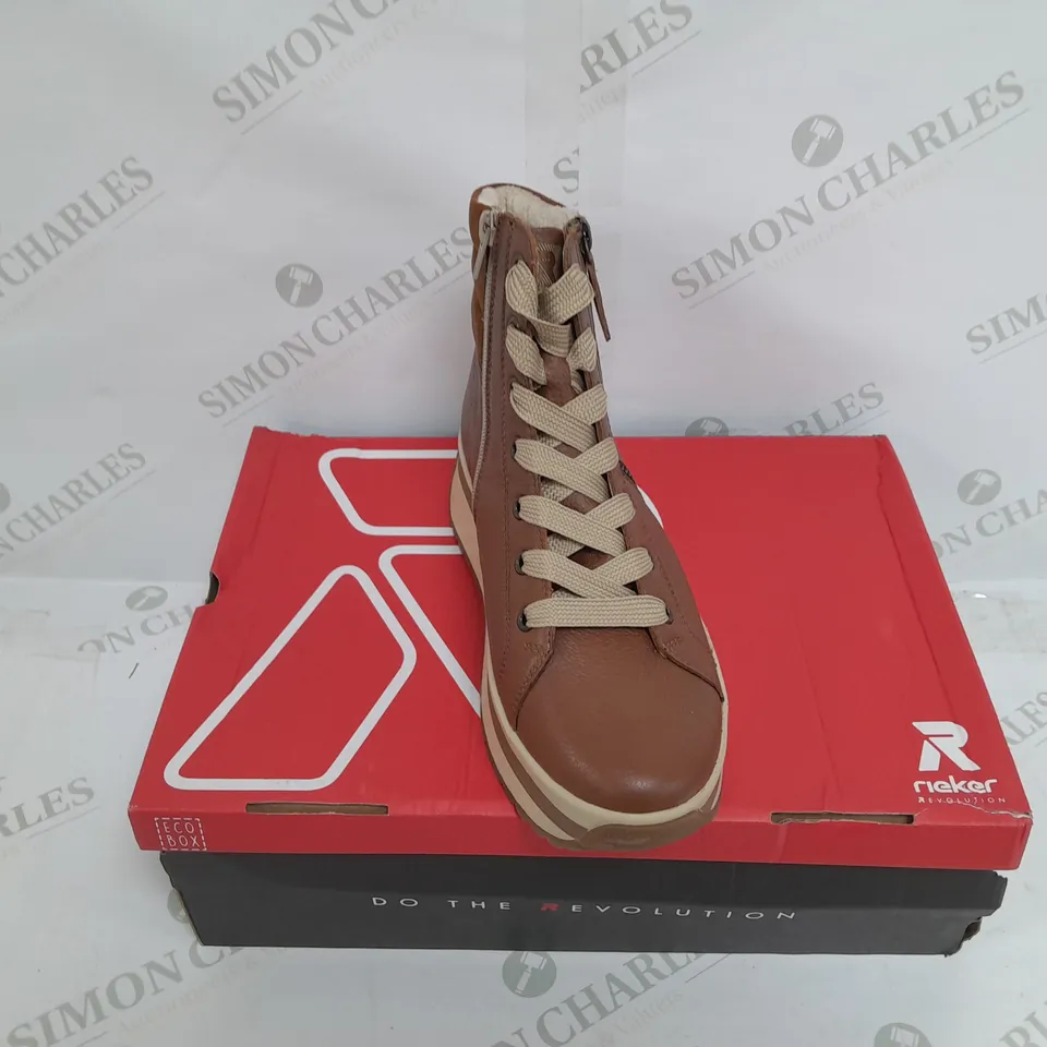 BOXED PAIR OF RIEKER HIGH TOP TRAINERS IN TAN SIZE 5