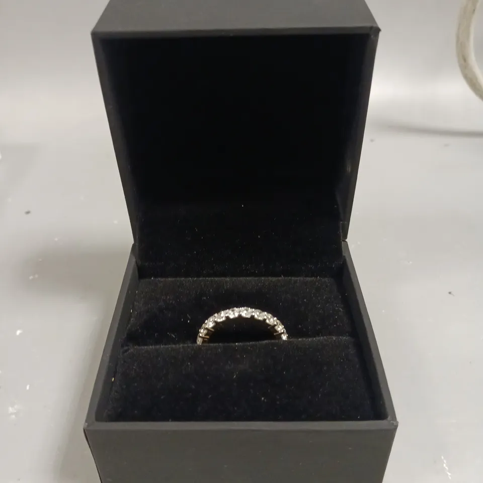 TRU DIAMONDS ETERNITY RING