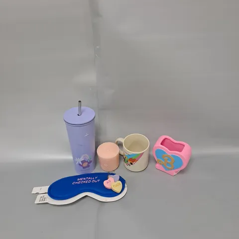 BOX OF ASSORTED HOUSEHOLD ITEMS TO INCLUDE MUGS, EYE MASK, CANDLES ETC