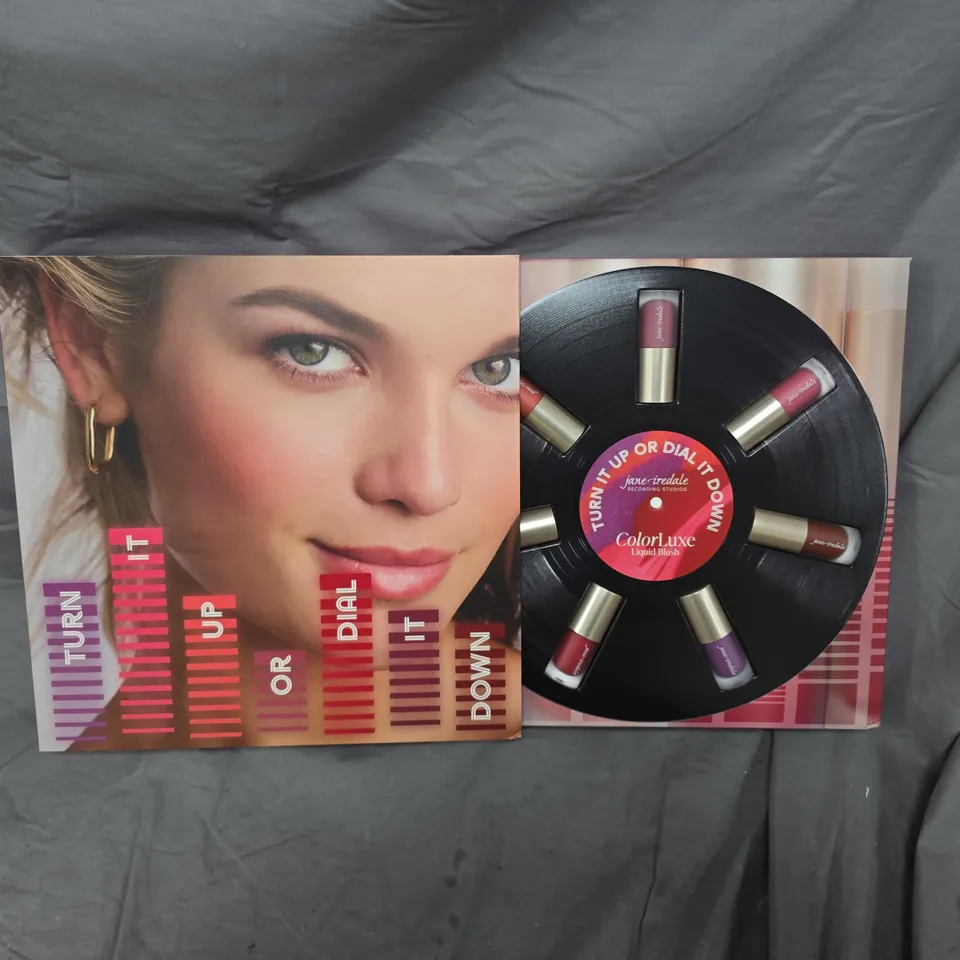 BOXED JANE IREDALE COLORLUXE LIQUID BLUSH SET