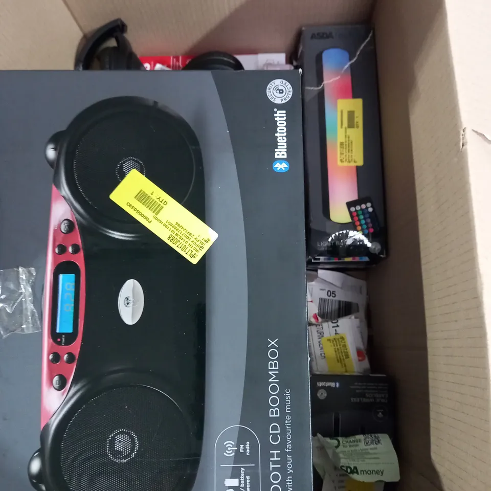 BOX OF APPROX 12 ASSORTED ITEMS TO INCLUDE - AMAZON FIRE TV STICK - WIRELESS HEADPHONES - KIDS HEADPHONES ECT