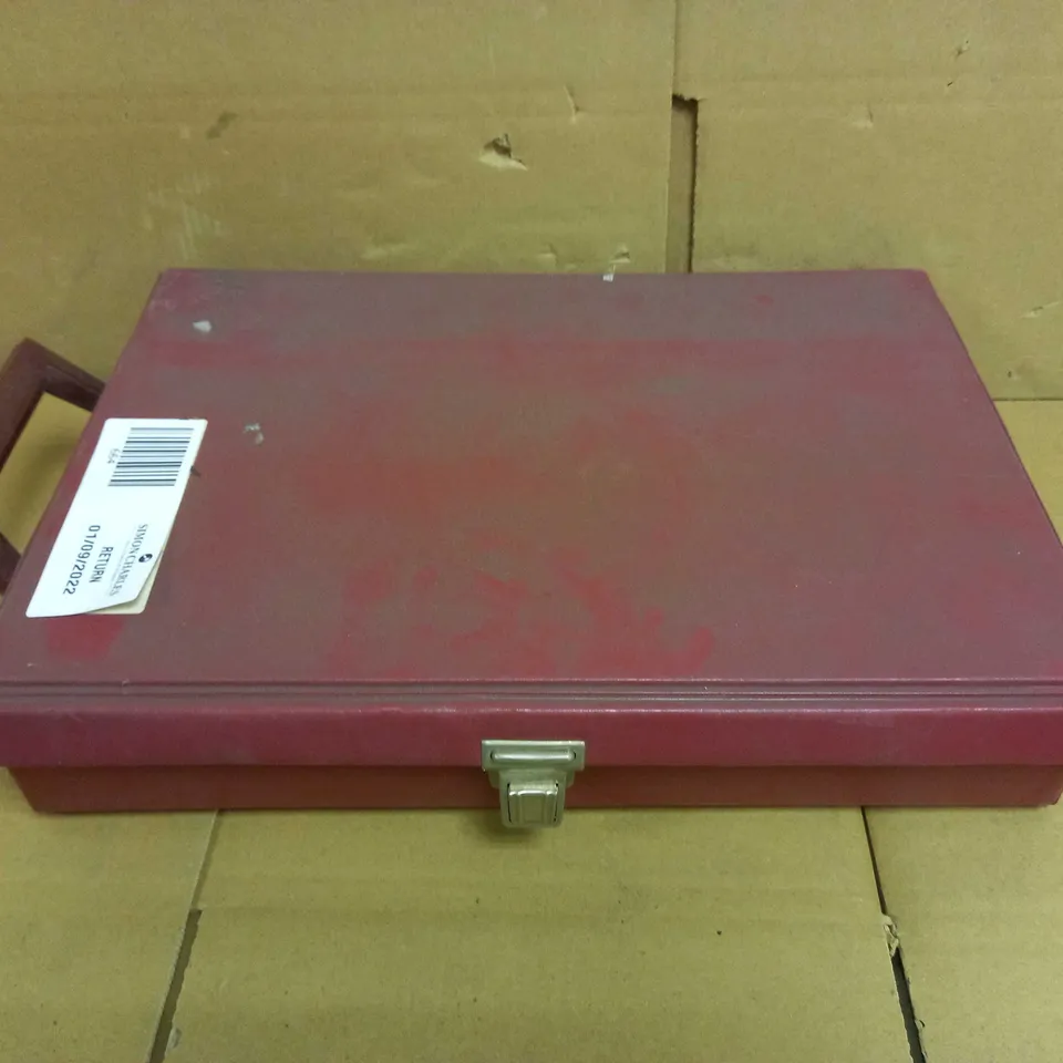 DECORATIVE RETRO STYLE DOCUMENT BOX - RED