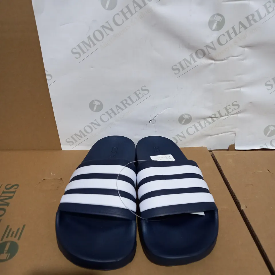 BOXED PAIR OF ADIDAS SLIDERS SIZE 7