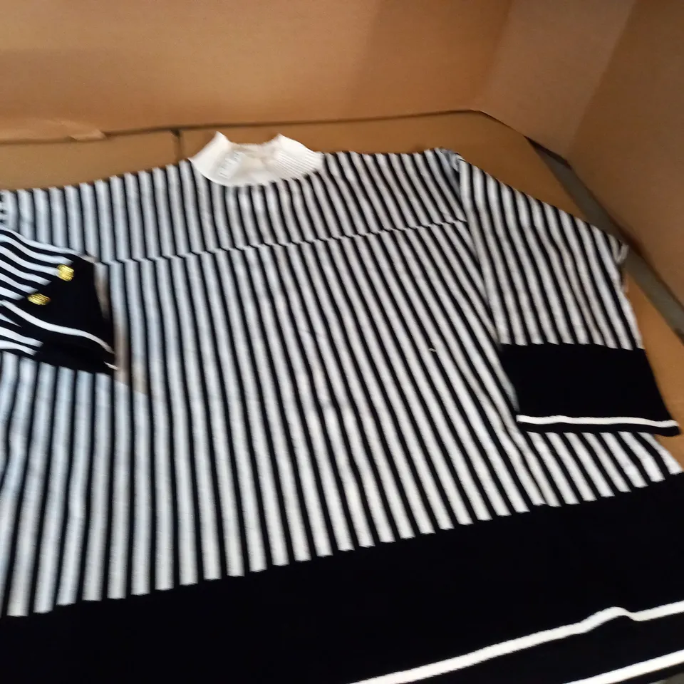 RIVER ISLAND STRIPED JUMPER - UK 24