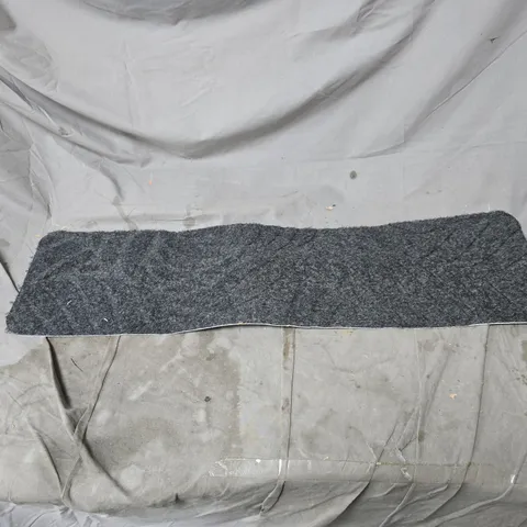 APPROXIMATELY 14 X STAIR TREADS NON-SKID MATS SELF-ADHESIVE