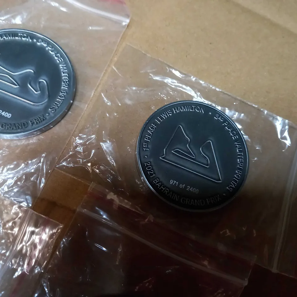 LEWIS HAMILTON WINNERS MEDAL SET
