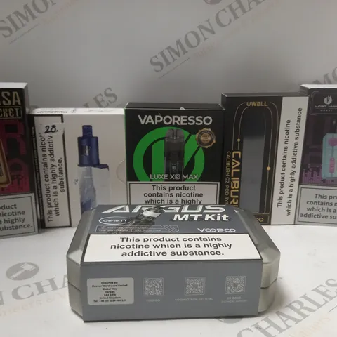 BOX OF APPROX 20 ASSORTED E-CIGARETTES AND DISPOSABLE VAPES