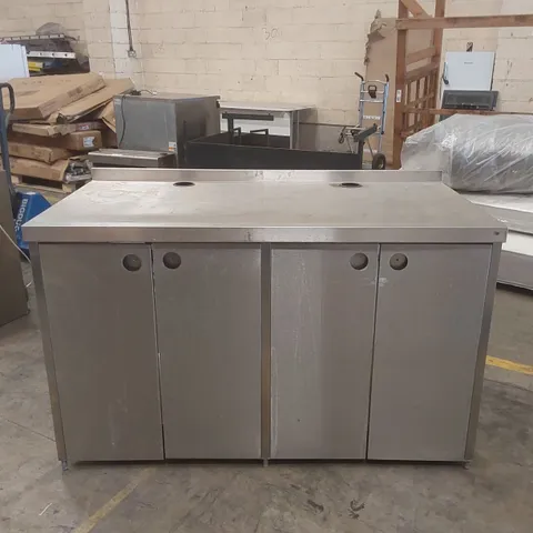 COMMERCIAL 4 DOOR PREP CUPBOARD