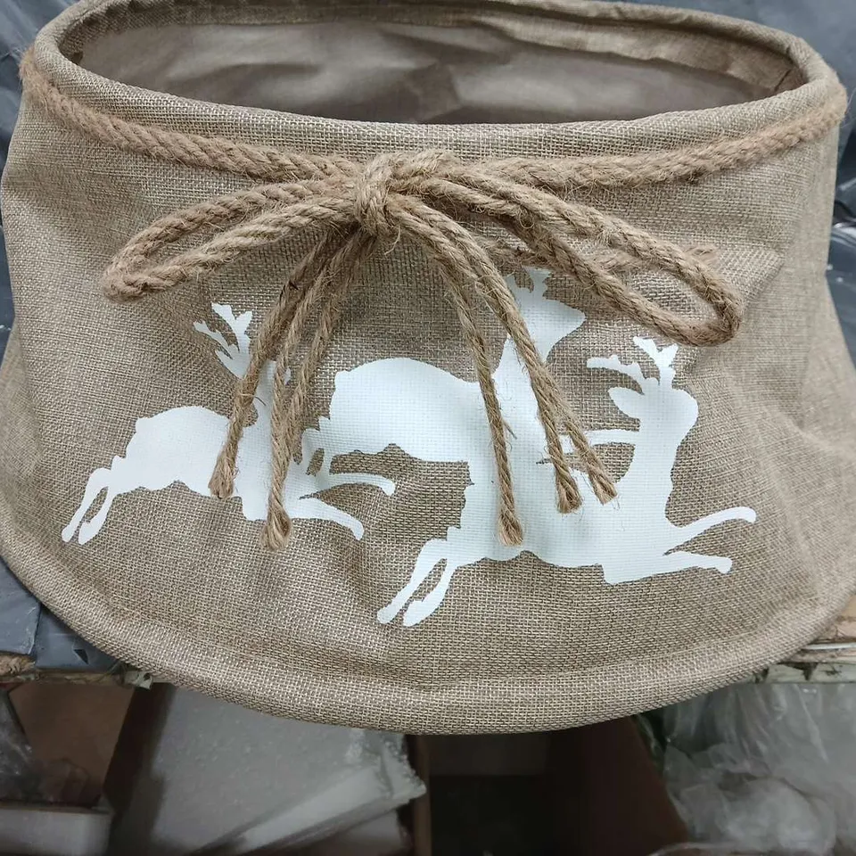 FESTIVE BURLAP REINDEER CHRISTMAS TREE SKIRT RRP £20