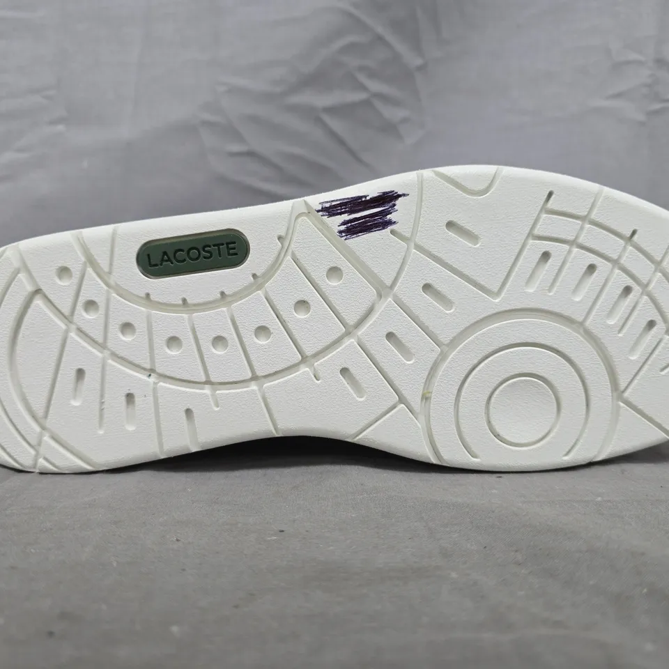 UNBOXED PAIR OF LACOSTE TRAINERS IN GREEN/WHITE SIZE UK 7.5