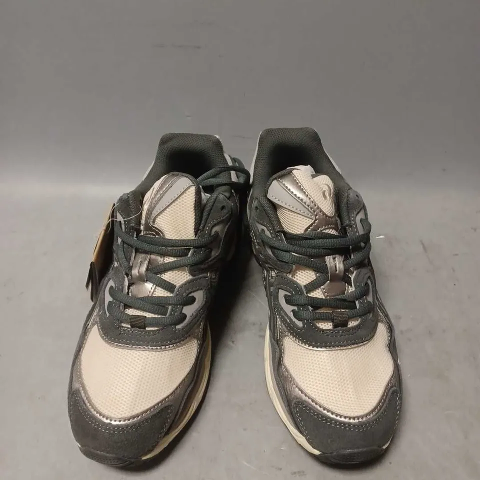 PAIR OF ASICS ORTHOLITE TRAINERS - 8