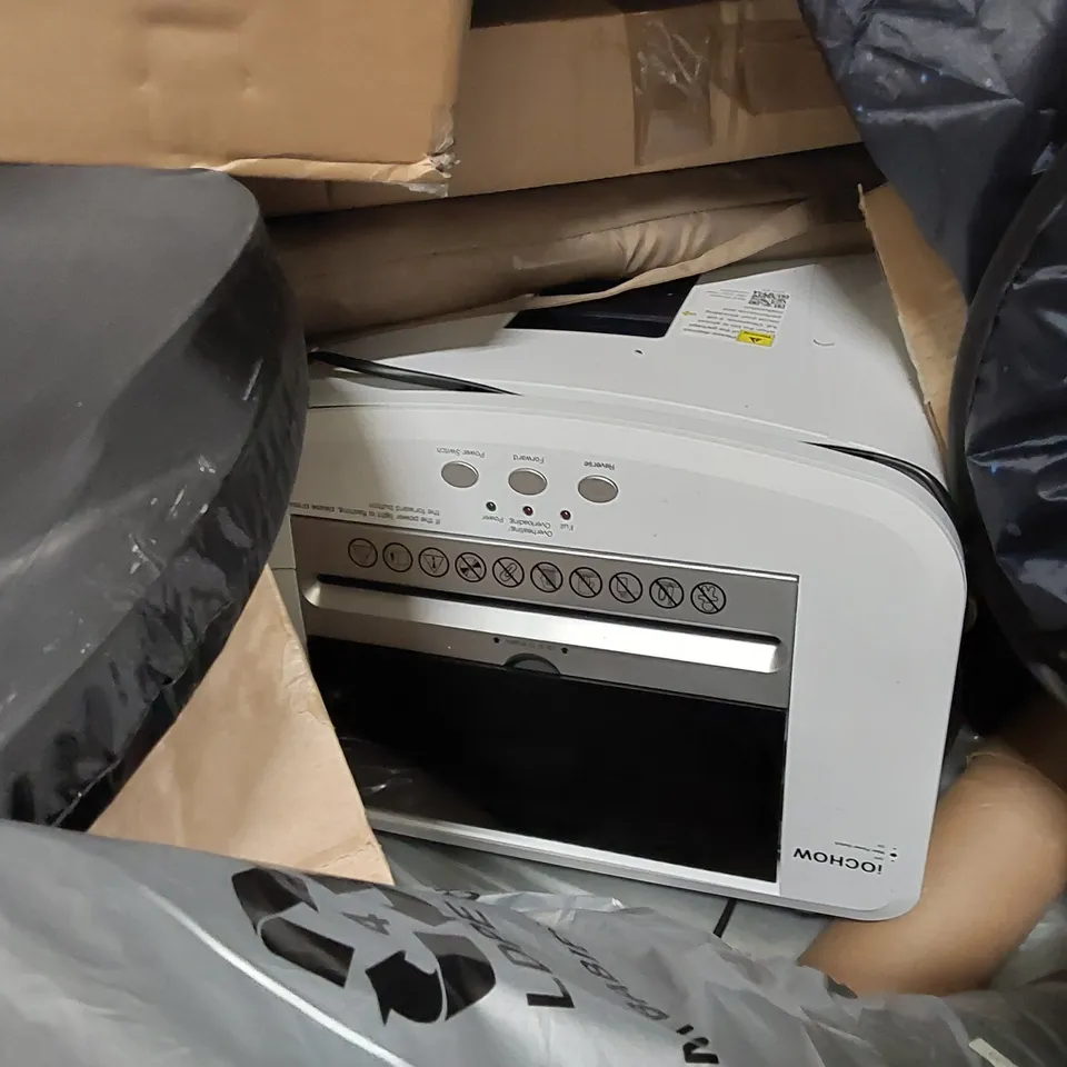 PALLET OF ASSORTED ITEMS INCLUDING: SHARP MICROWAVE, BAR CHAIR, PAPER SHREDDER, EASEL STUDIO TV FLOOR STAND, KID'S NERF STYLE TOY GUN, PLAY MAT