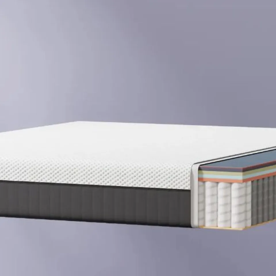 BRAND NEW BOXED AND ROLLED EMMA LUXE COOLING UK MATTRESS 120 X 190CM (SMALL DOUBLE SIZE)