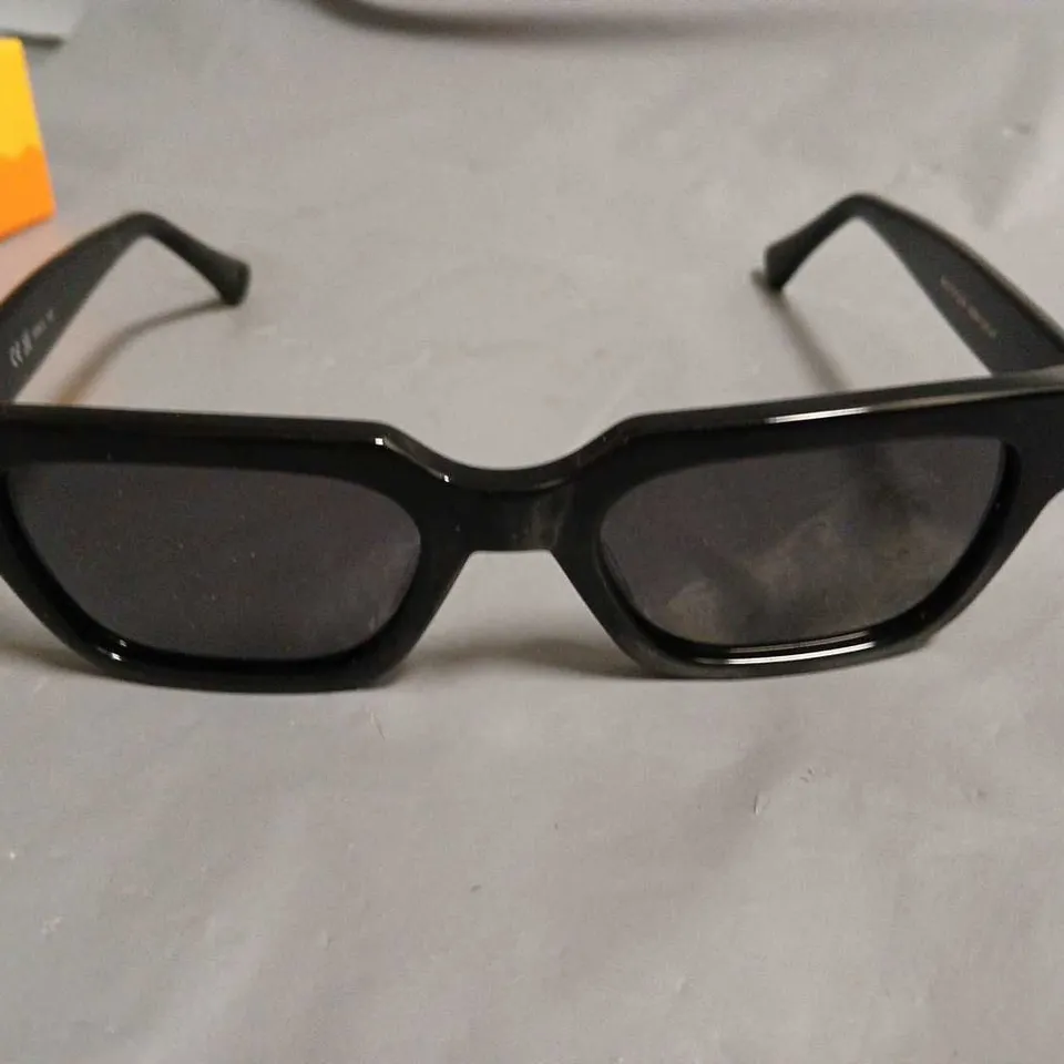 BOXED PAIR OF MELLER SPECS BLACK FRAMED GLASSES