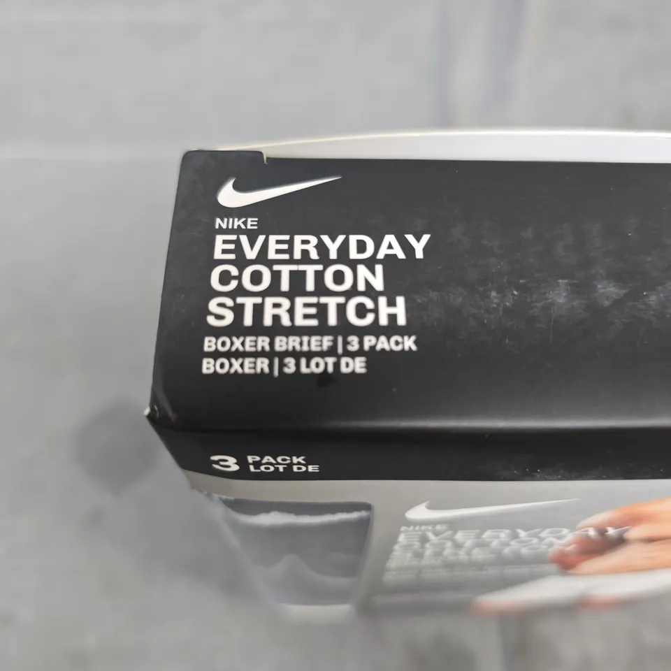 NIKE EVERYDAY COTTON STRETCH BOXER BRIEFS – 3 PACK, UK LARGE (LG) 
