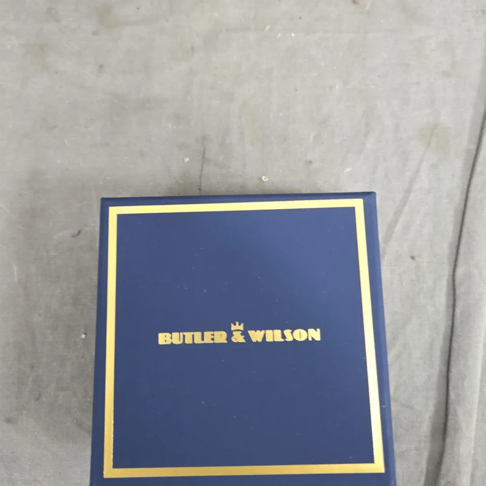 BUTLER & WILSON CRYSTAL DROP EARRINGS – BOXED