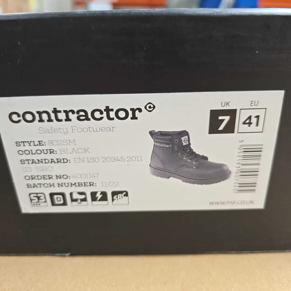 BRAND NEW BOXED CONTRACTOR BLACK SAFETY BOOTS - UK 7
