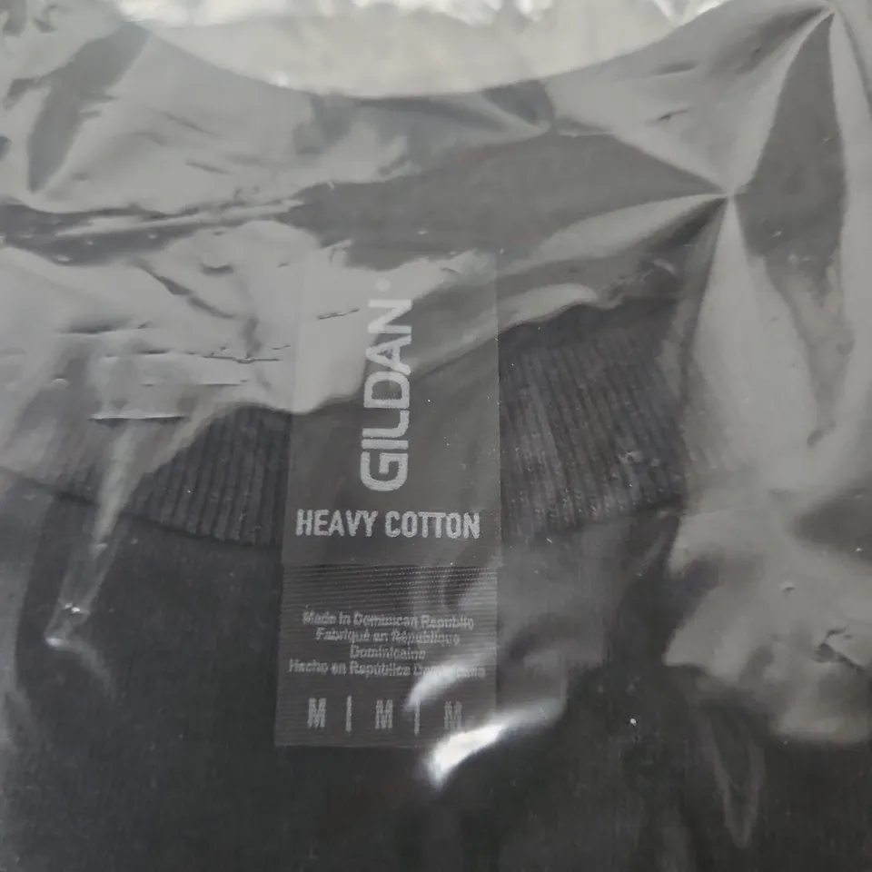 MEN'S BLACK GILDAN HEAVY COTTON T-SHIRT – SIZE M