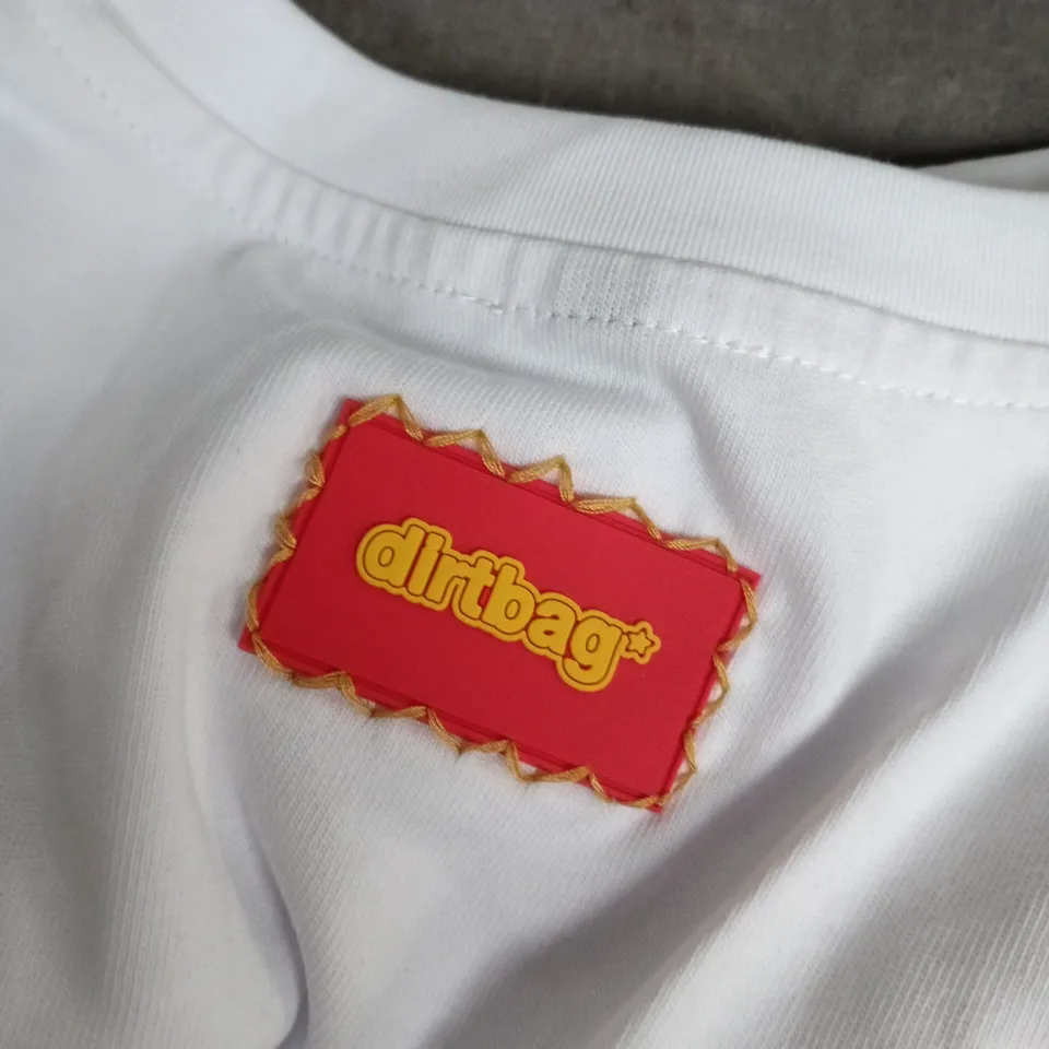 DIRTBAG WHITE T-SHIRT WITH MULTICOLOUR FOOTPRINT PRINT – UK M