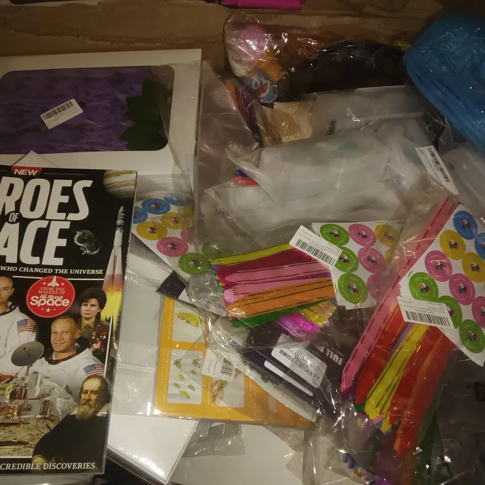 PALLET OF ASSORTED ITEMS TO INCLUDE SAFETY GLASSES, CRAFT AND PARTY PACKS AND ARTIFICIAL FOAM FLOWERS
