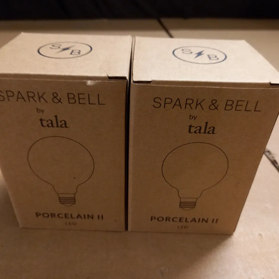 LOT OF 2 BOXED SPARK & BELL PORCELAIN 2 LED BULBS