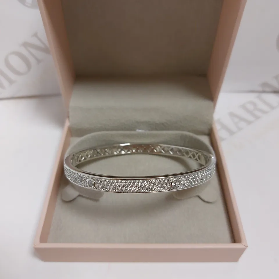 BOXED DIAMONIQUE SILVER EFFECT BRACELET WITH SPARKLE STONE DETAIL