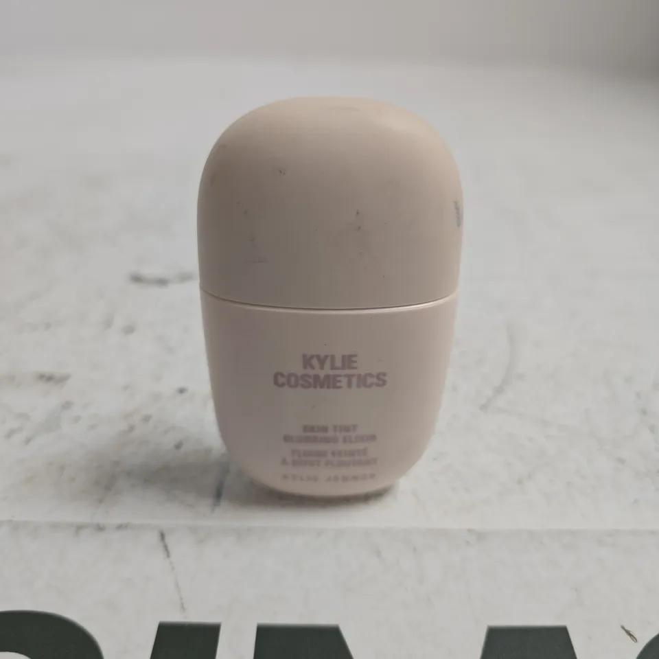 KYLIE COSMETICS SKIN TINT – SHADE 2C
