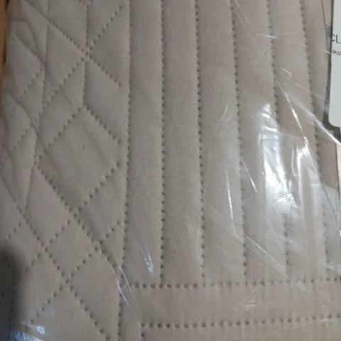 CATHERINE LANSFIELD TIMELESS GEO DUVET COVER KING SIZE