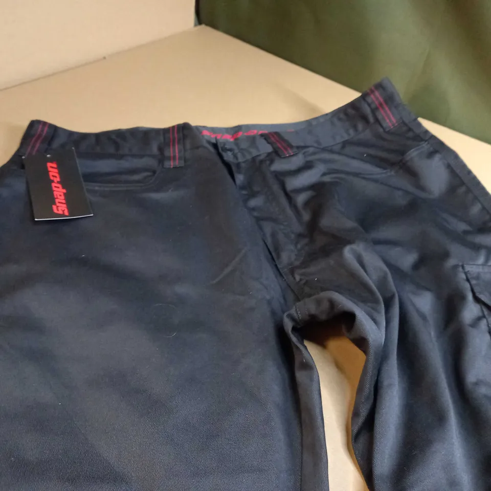 SNAP ON BLACK/LOGO WORK TROUSERS - SIZE 40R