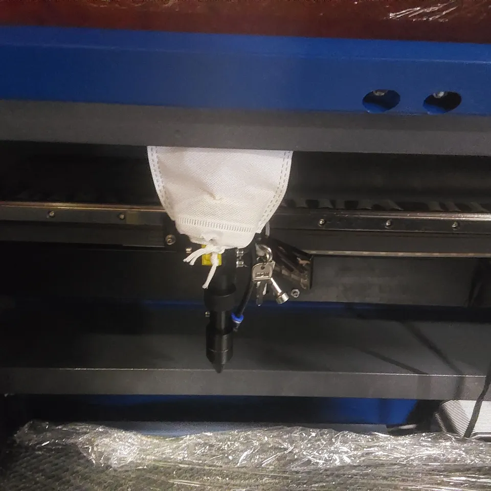 OMTECH SH-G570 60W CO2 LASER ENGRAVING MACHINE