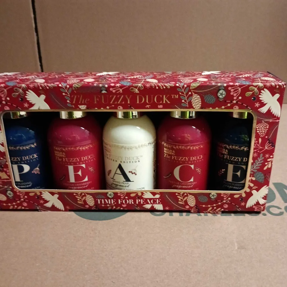 THE FUZZY DUCK TIME FOR PEACE BATH AND BODY GIFT SET