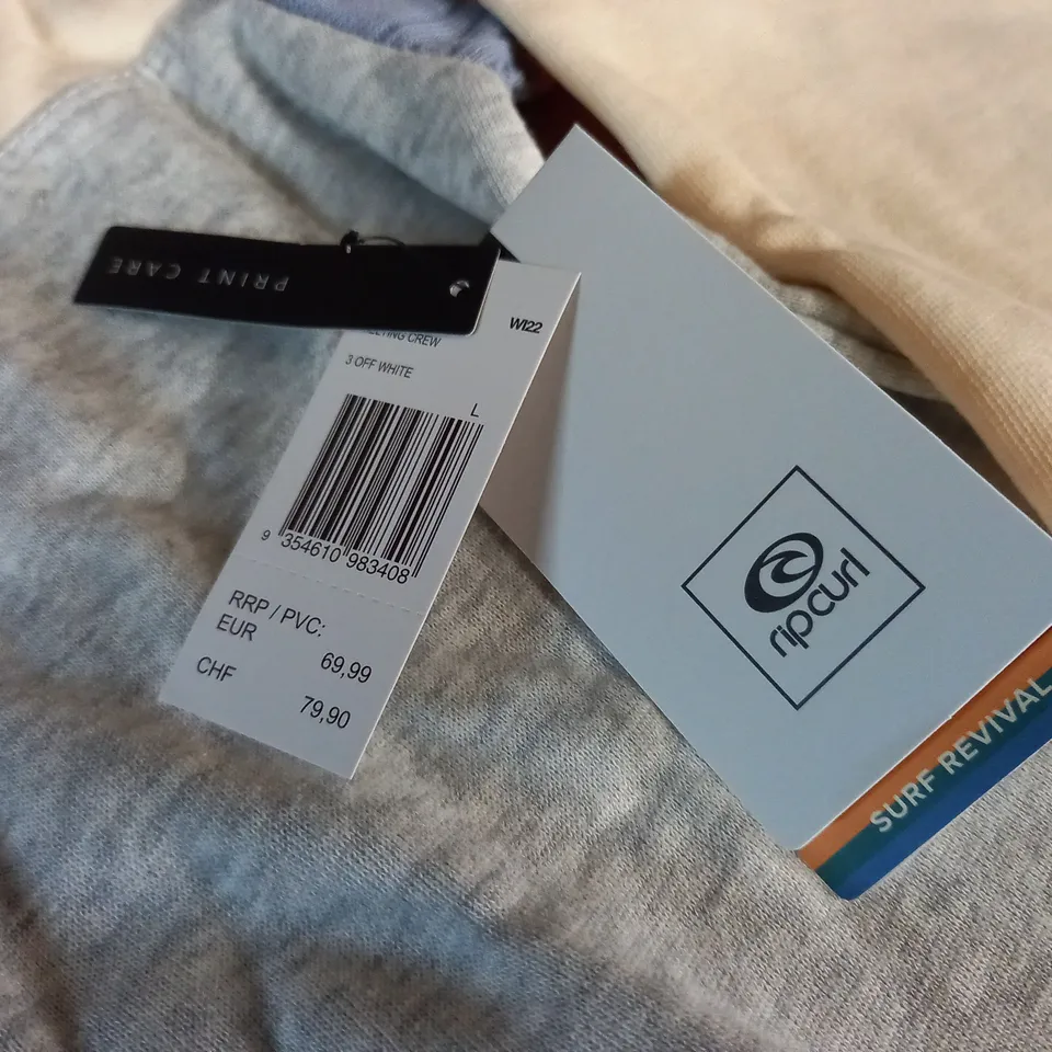 RIPCURL SURF REVIVAL CREW IN OFF WHITE - L