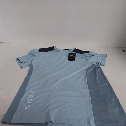 TRAILBERG AW25 TRIATHLON TEE – FROSTED AIR/SKYLAR/STORM BLUE, SIZE M