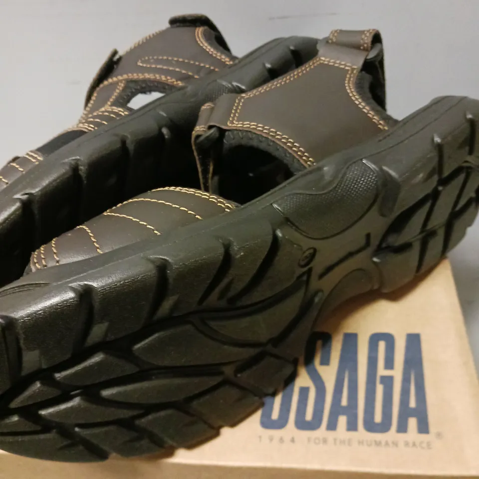 BOXED PAIR OF OSAGA 1964 SANDALS, BROWN - UK SIZE 8