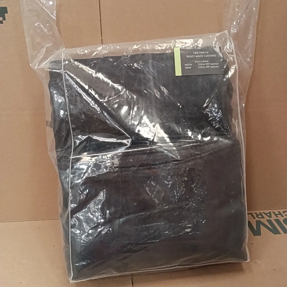 BAGGED BLACKOUT CURTAINS, 229X229CM - PENCIL PLEAT BLACK