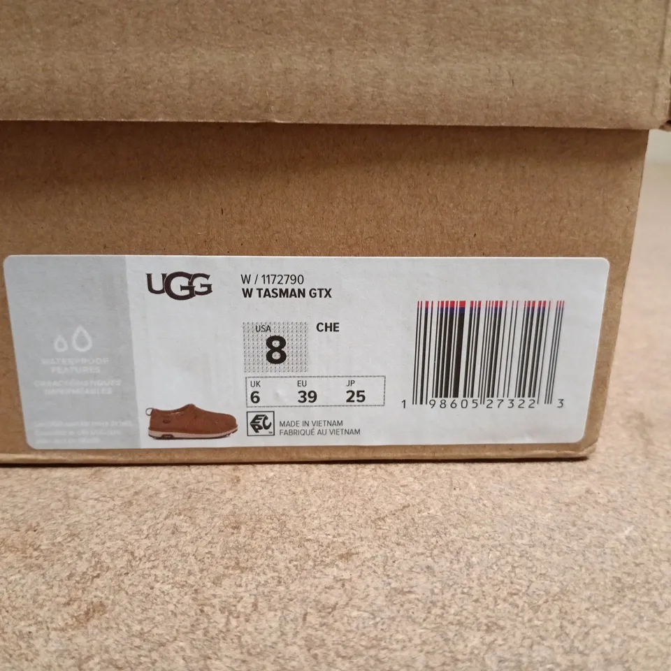 BOXED PAIR OF UGG TASMAN GTX WOMEN'S SUEDE ANKLE BOOTS –UK SIZE 6