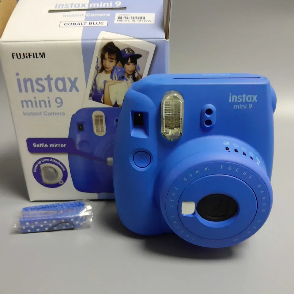 BOXED FUJIFILM INSTAX MINI 9 INSTANT CAMERA