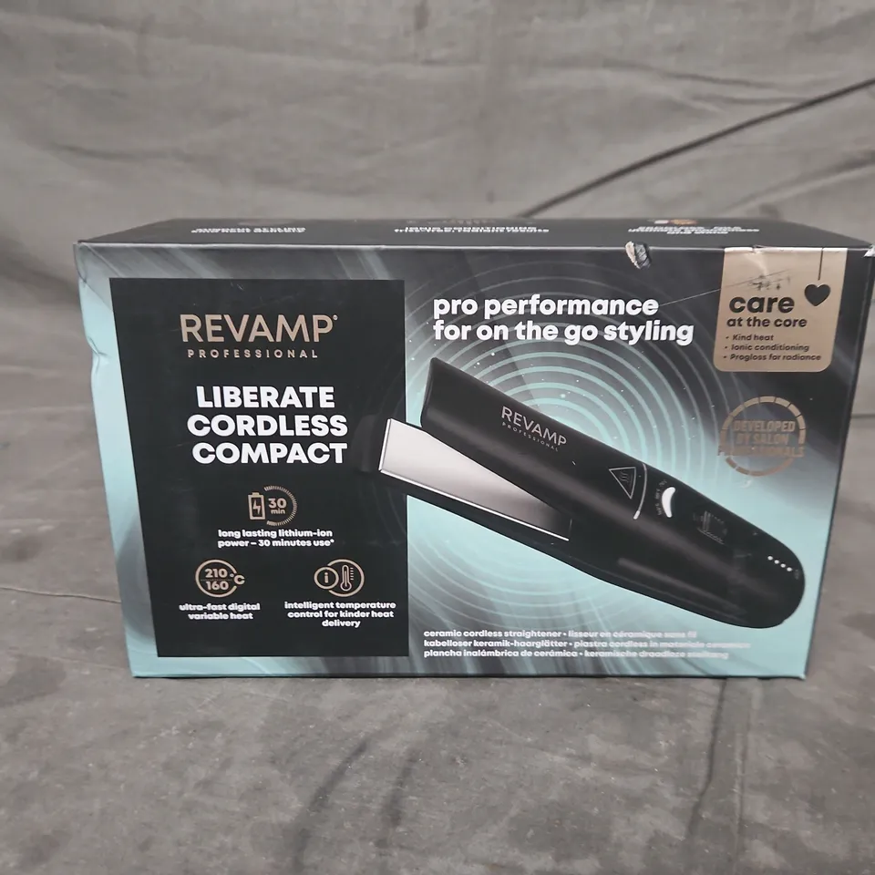 BOXED REVAMP LIBERATE CORDLESS COMPACT STRAIGHTENER ST-1700X-EU2